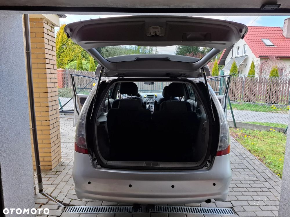 Mitsubishi Grandis 2.0 DI-D Invite - 2