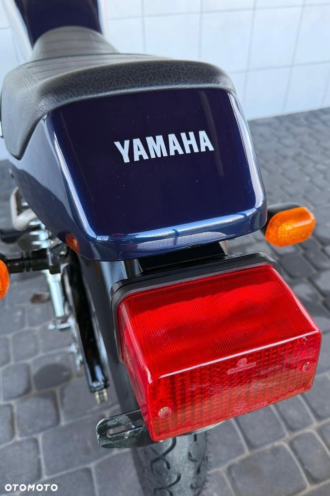 Yamaha SR - 8