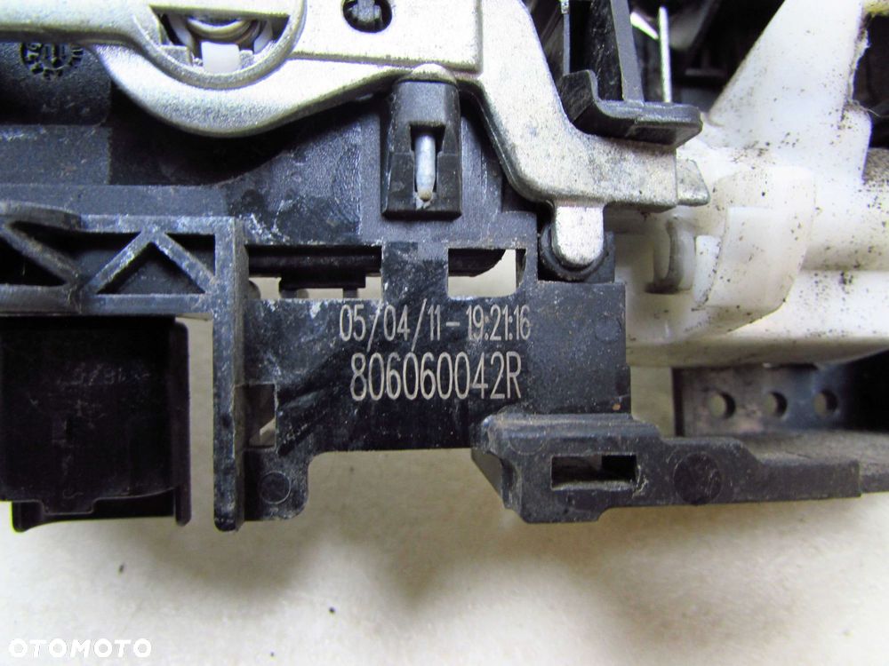 RENAULT MEGANE III 08-16 ZAMEK DRZWI PRAWY PRZOD 806060042R - 6