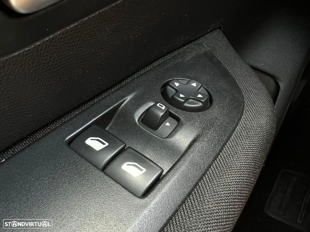 Peugeot e-208 50 kWh Active - 16