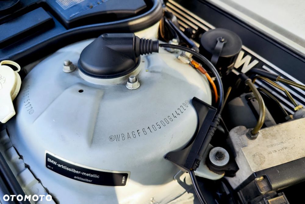 BMW Seria 7 740i V8 - 39