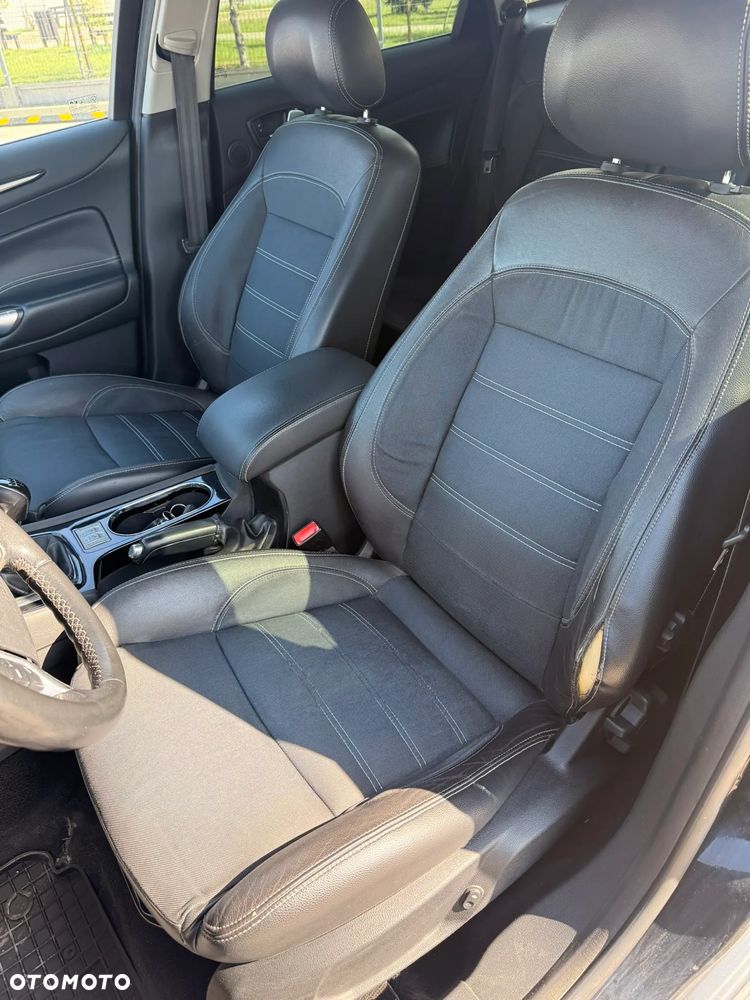 Ford Mondeo 2.0 TDCi Titanium - 11