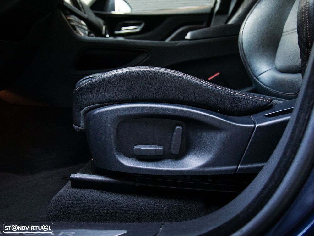 Jaguar F-Pace 2.0 i4D Prestige Aut. - 19