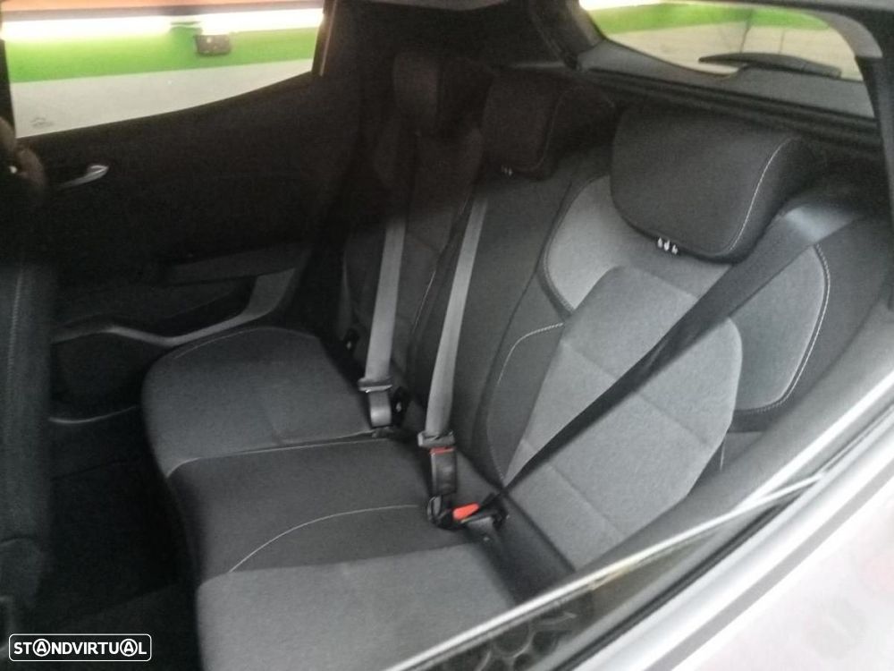Renault Clio 1.0 TCe Evolution Bi-Fuel - 4