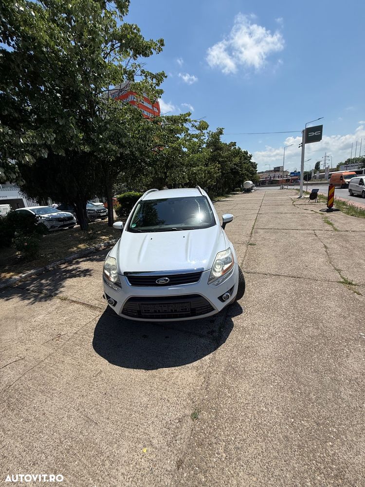 Ford Kuga 2.0 TDCi 4WD Powershift Titanium - 4