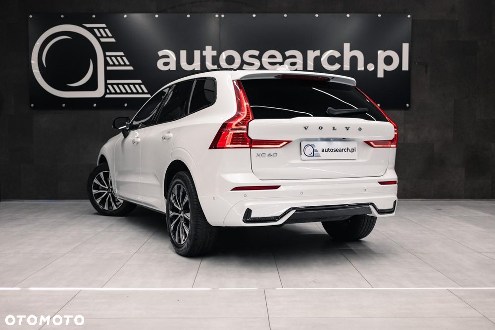 Volvo XC 60 B5 B AWD Plus Dark - 7