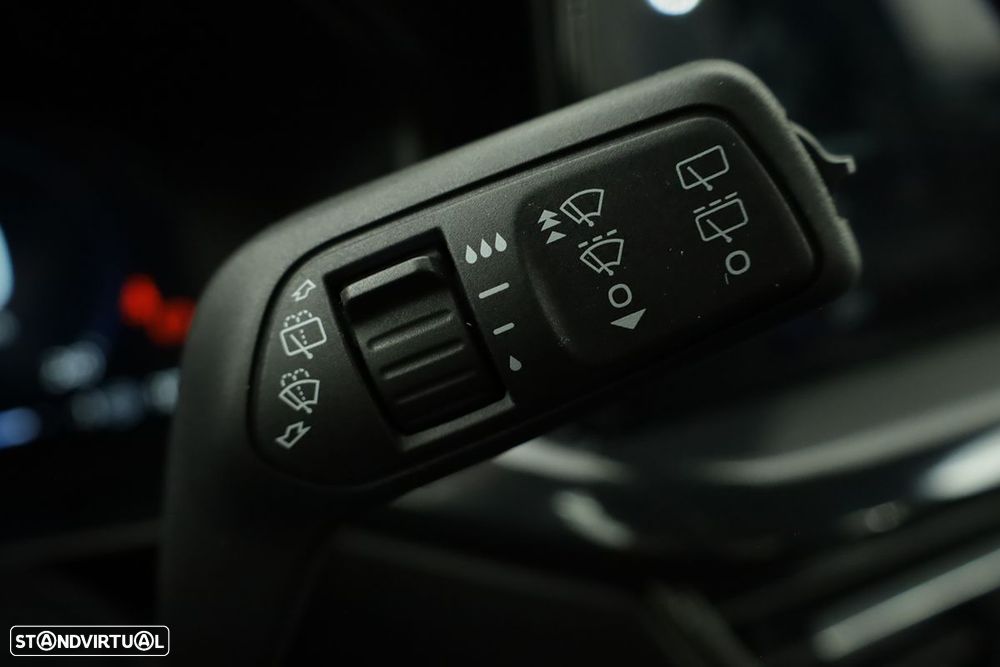 Ford Focus 1.0 EcoBoost MHEV ST-Line X - 18