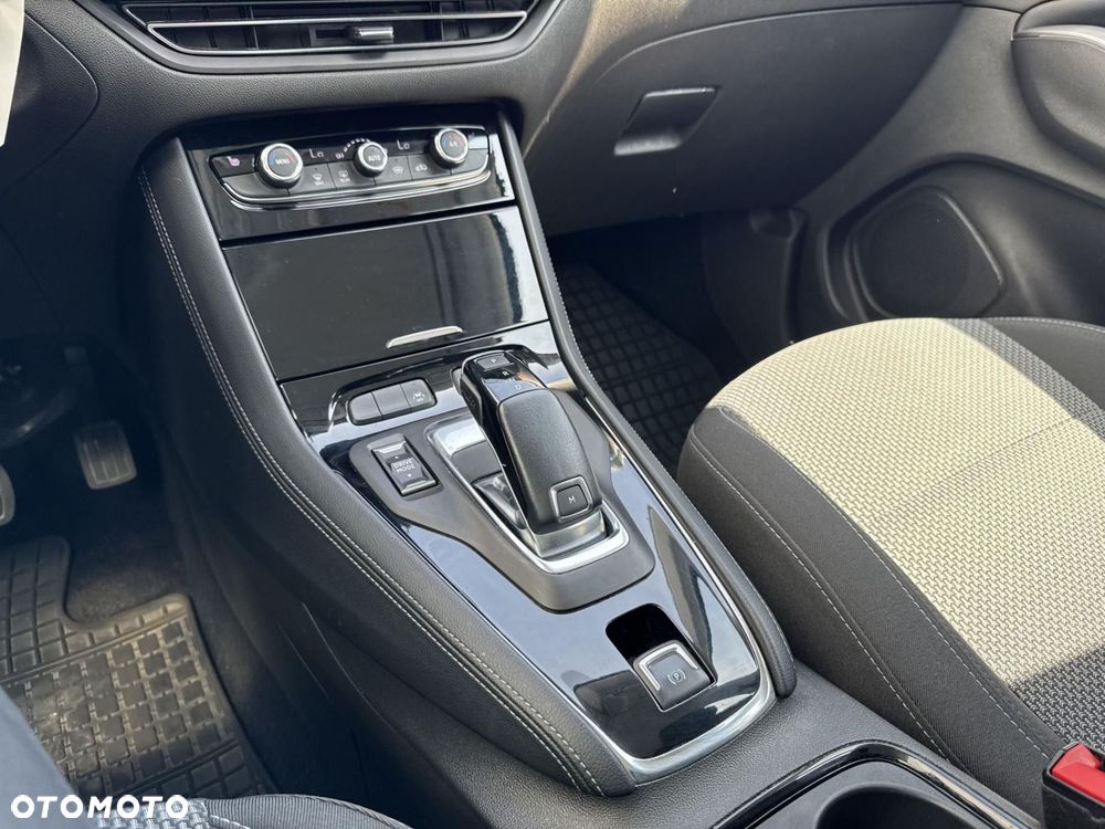 Opel Grandland X - 16