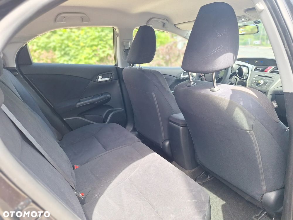 Honda Civic 1.4 i-VTEC Elegance - 19