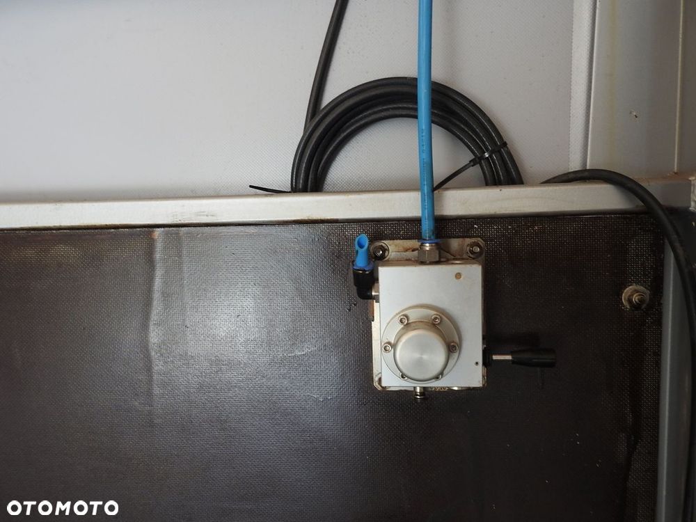 Mercedes-Benz ATEGO 1221 PLANDEKA WINDA 16 PALET WEBASTO KLIMATYZACJA PNEUMATYKA BLIŹNIACZE KOŁA  230KM - 41