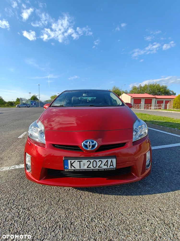 Toyota Prius 1.8 HSD Prestige - 2