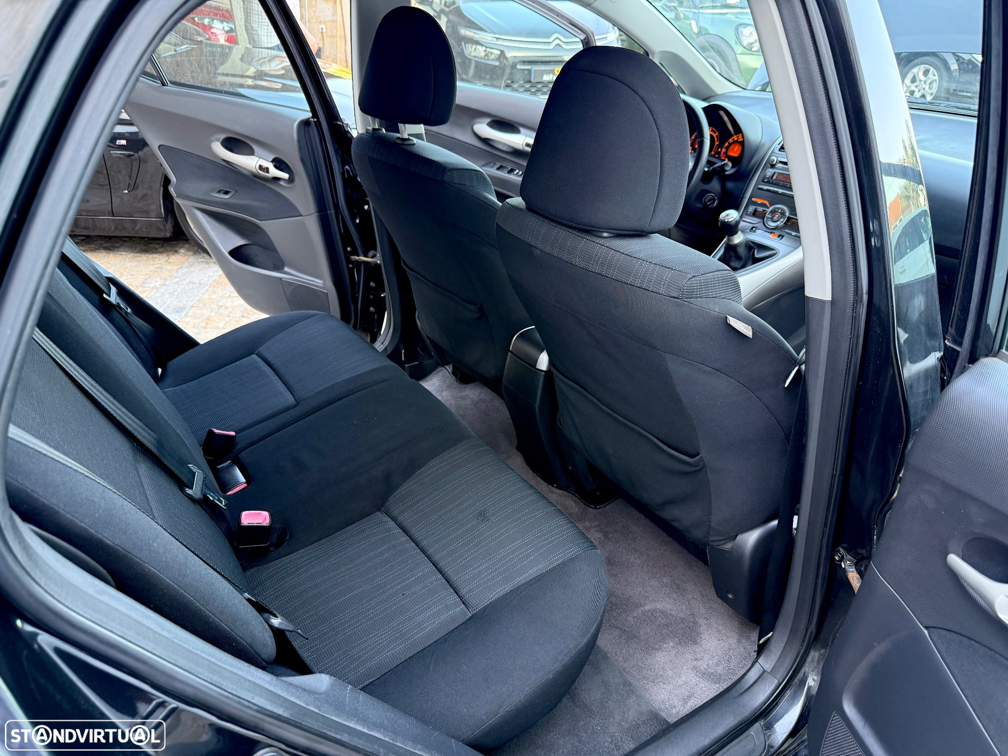Toyota Auris 1.4 D-4D AC - 38