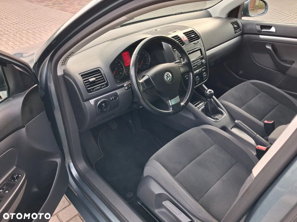 Volkswagen Golf 1.4 FSI Comfortline - 11