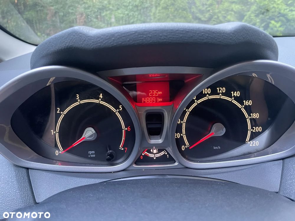 Ford Fiesta 1.4 Gold X EU5 - 13