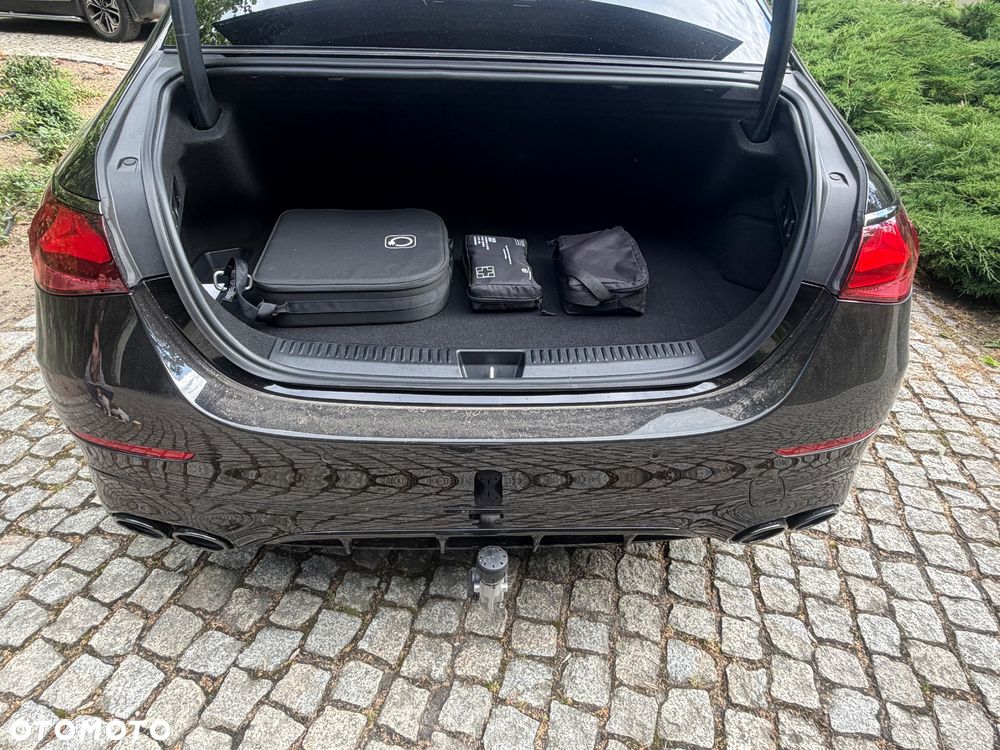 Mercedes-Benz Klasa E AMG 53 4Matic+ AMG SPEEDSHIFT TCT 9G - 13