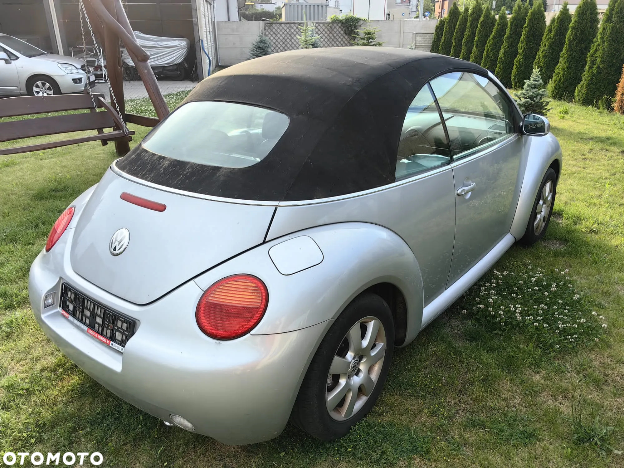 Volkswagen New Beetle - 3