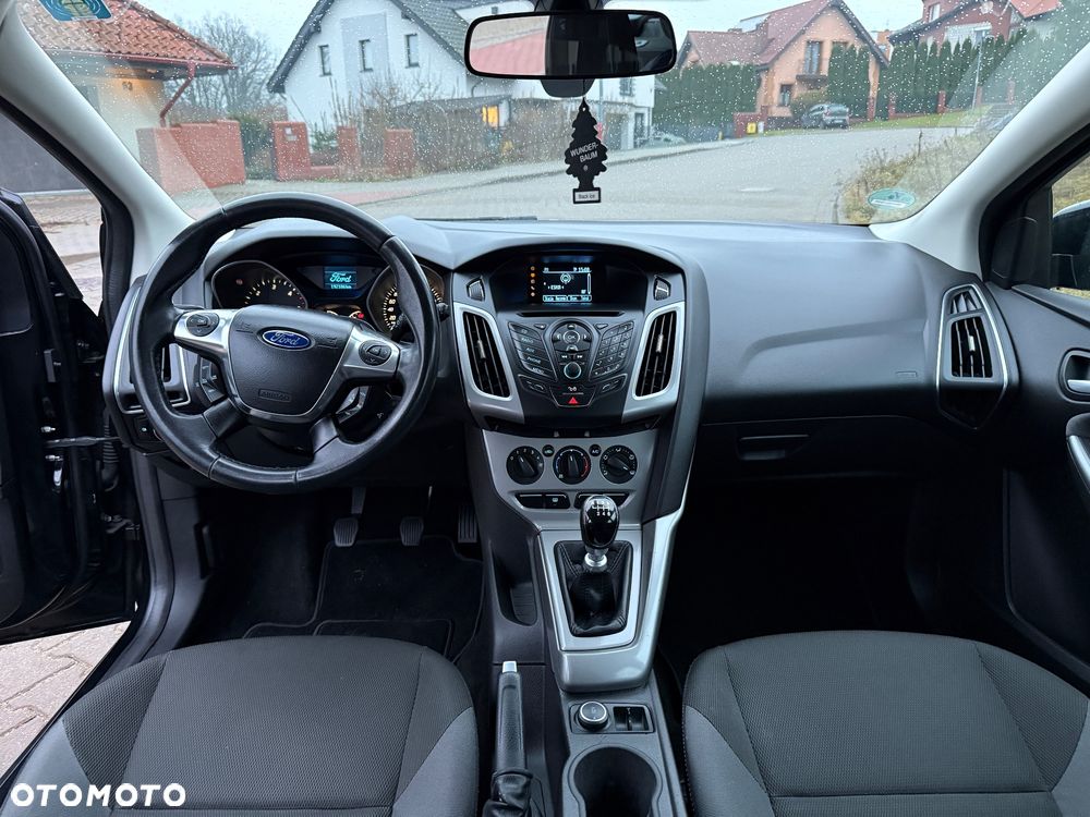 Ford Focus 1.6 TDCi DPF Start-Stopp-System Titanium - 12