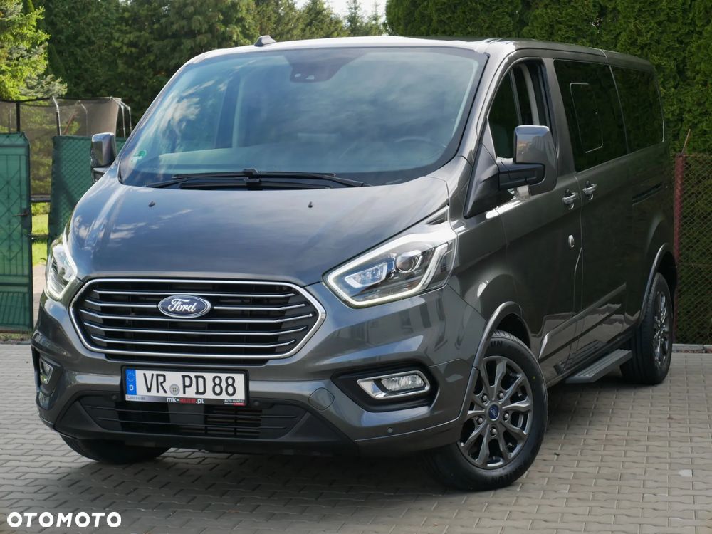 Ford Tourneo Custom 320 L2H1 VA Autm Titanium - 1