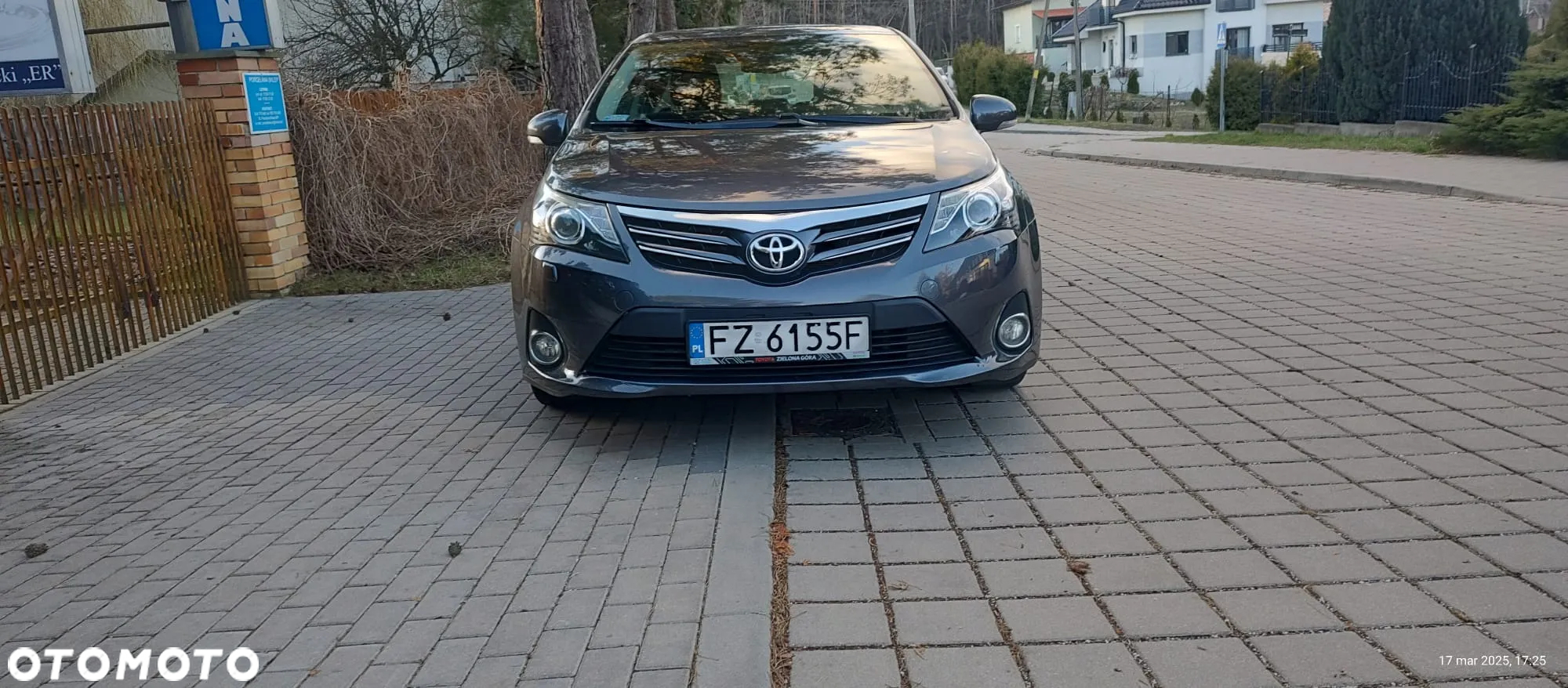 Toyota Avensis - 4