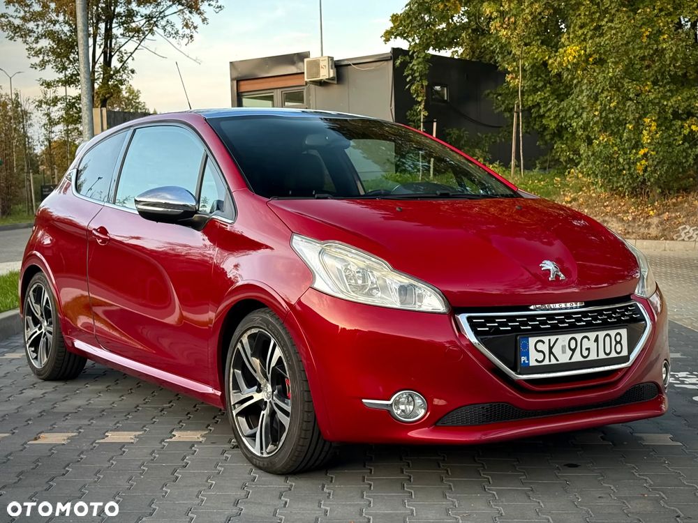 Peugeot 208 1.6 THP GTi - 11