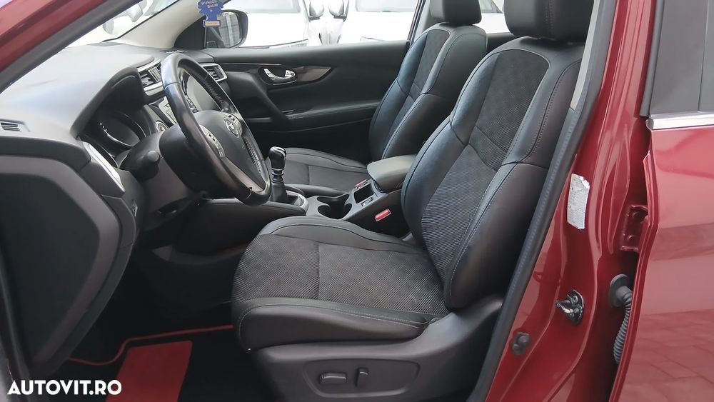 Nissan Qashqai - 11