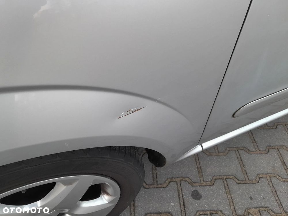 Opel Zafira 1.9 CDTI Essentia - 16