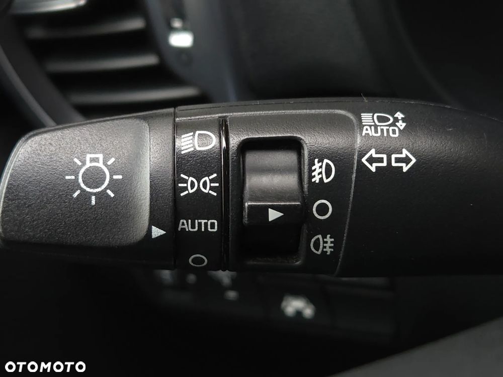 Kia Sportage 2,0 CRDI 2WD ISG Spirit - 25