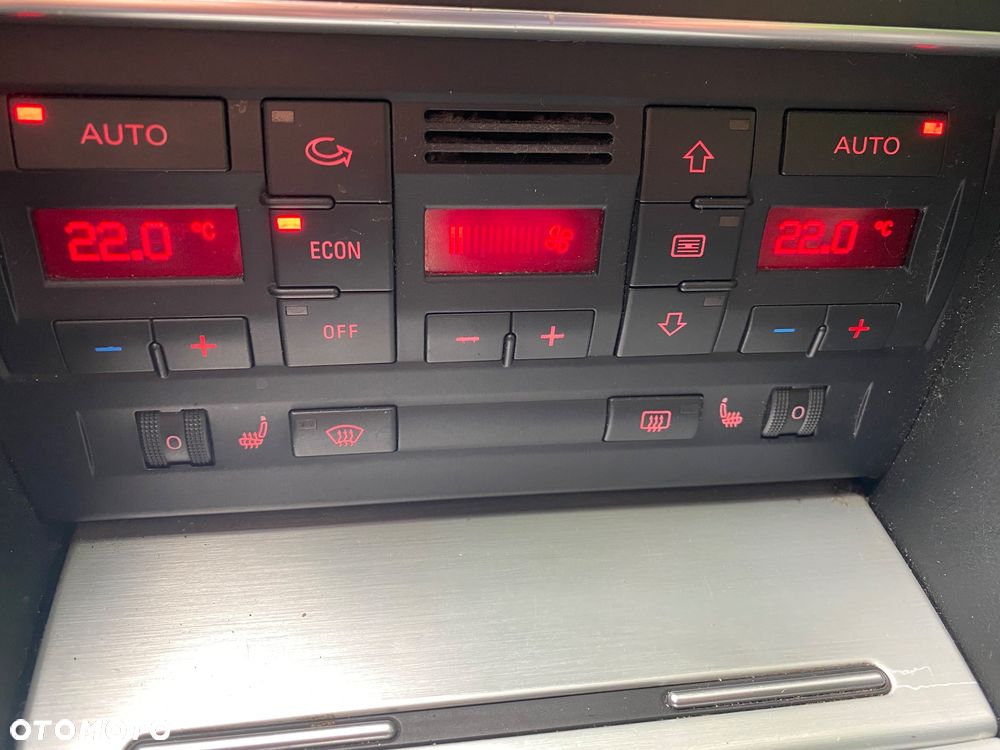 Audi A4 Avant 2.0 TDI - 11