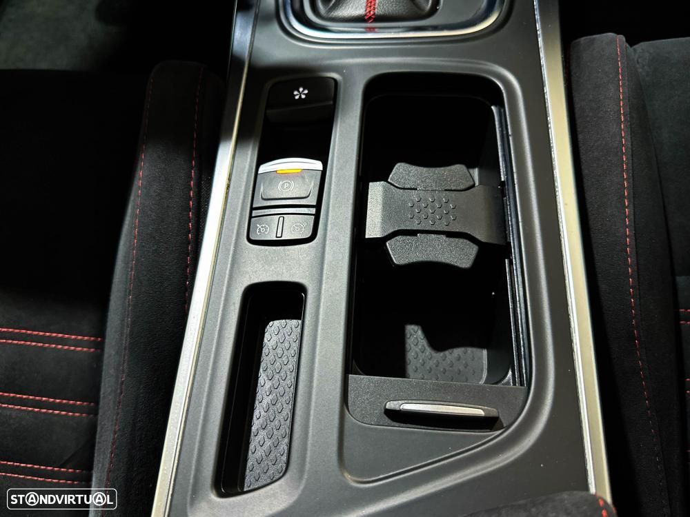 Renault Mégane 1.8 TCe R.S. EDC J19 - 39