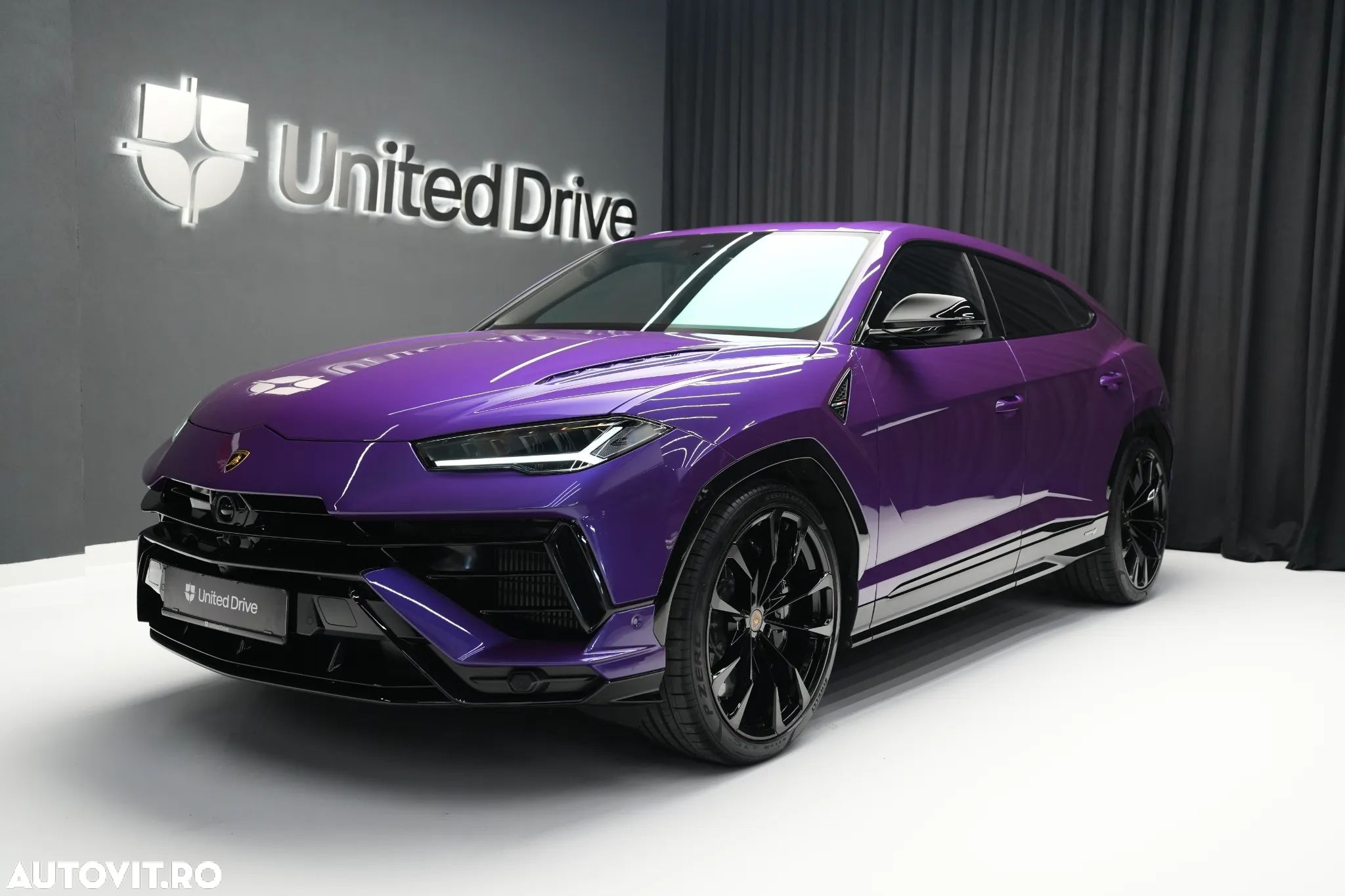 Lamborghini URUS - 1
