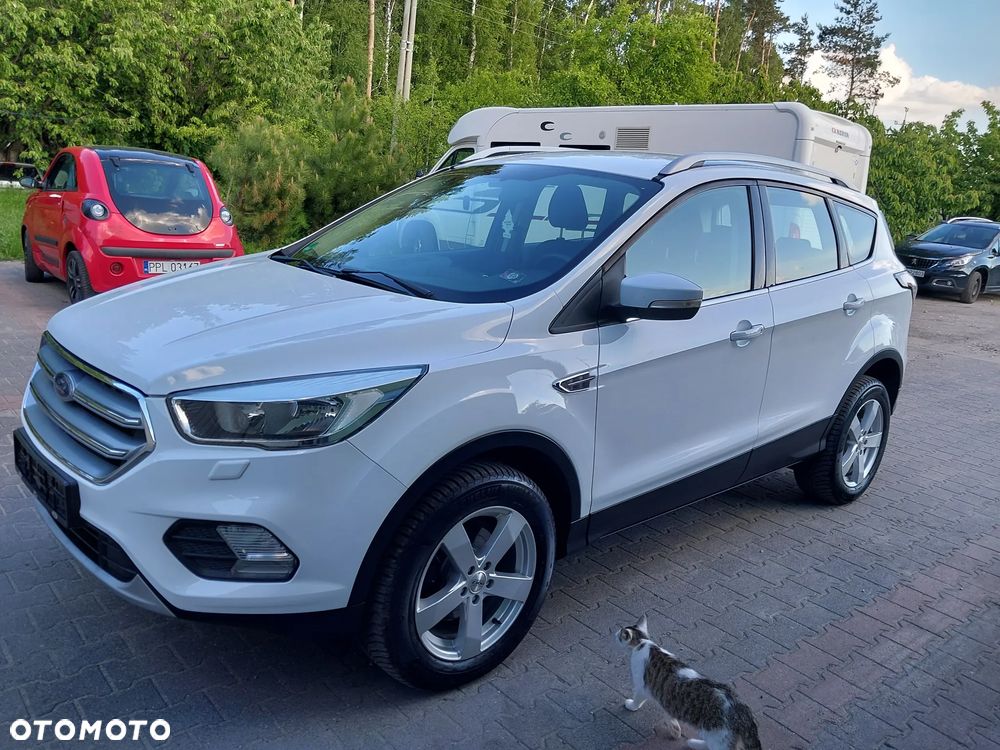 Ford Kuga 1.5 EcoBoost 2x4 Trend - 11
