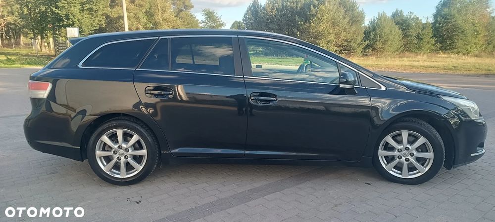 Toyota Avensis 2.2 D-4D Sol plus Premium - 6
