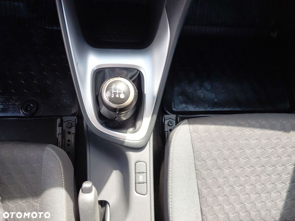 Toyota Yaris 1.0 Comfort - 25