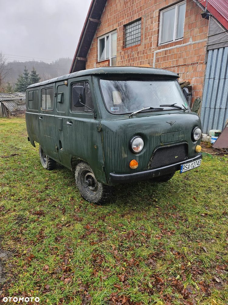 Uaz 452 - 2