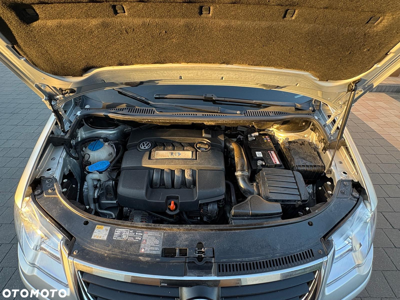 Volkswagen Touran 1.6 - 30
