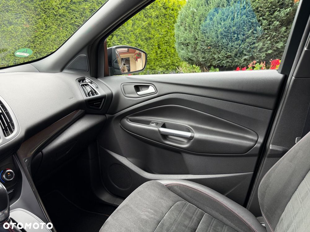 Ford Kuga 2.0 TDCi AWD ST-Line Black - 33