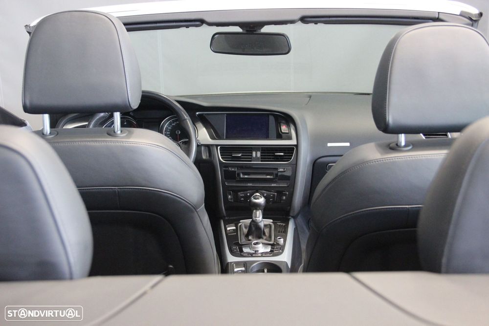 Audi A5 Cabrio 2.0 TDi S-line - 11