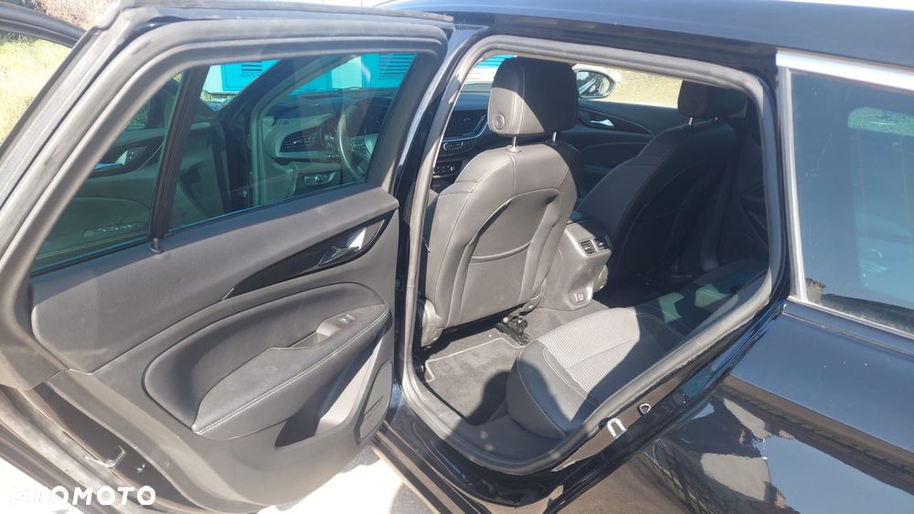 Opel Insignia 1.6 114g Business Edition - 11