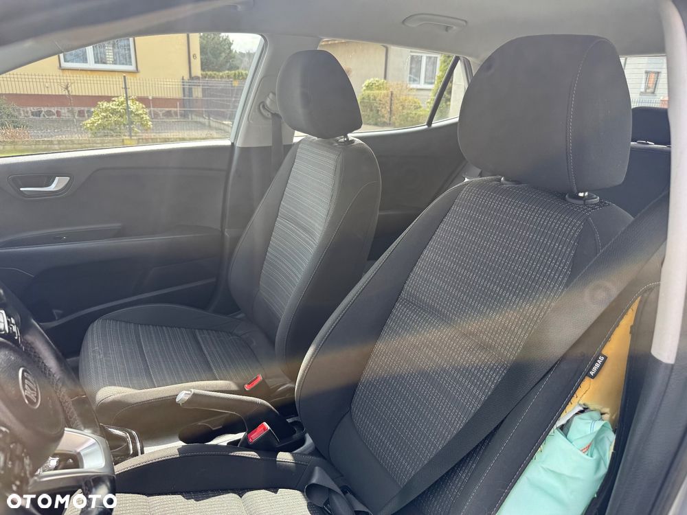 Kia Stonic 1.0 T-GDI 120 DCT OPF Edition 7 - 18