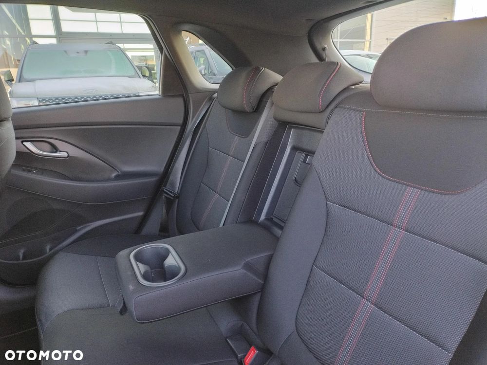 Hyundai i30 - 16