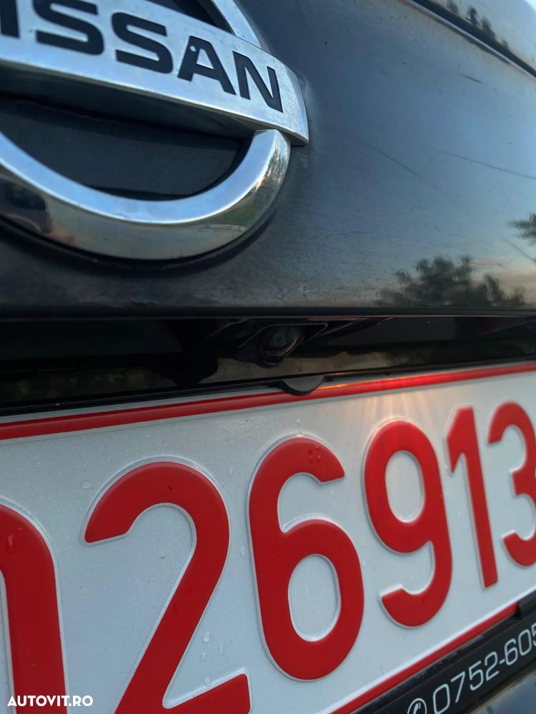 Nissan Qashqai 1.6 DCI 4 x 4 DPF Start/Stop tekna - 10