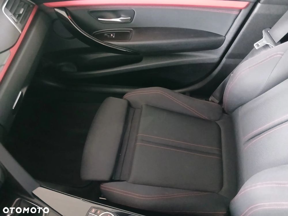 BMW 3GT 320d xDrive Sport Line - 16