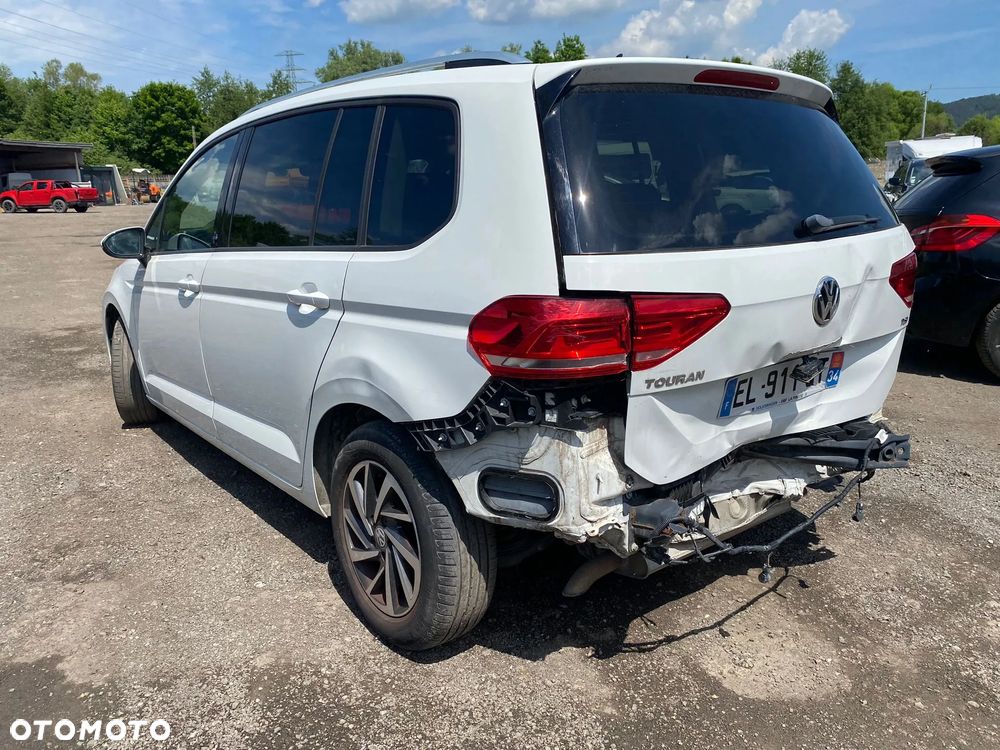 Volkswagen Touran 1.2 TSI (BlueMotion Technology) SOUND - 3