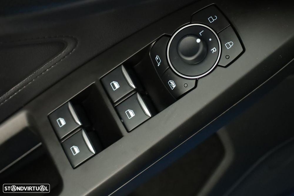 Ford Focus SW 1.0 EcoBoost MHEV ST-Line Aut. - 19