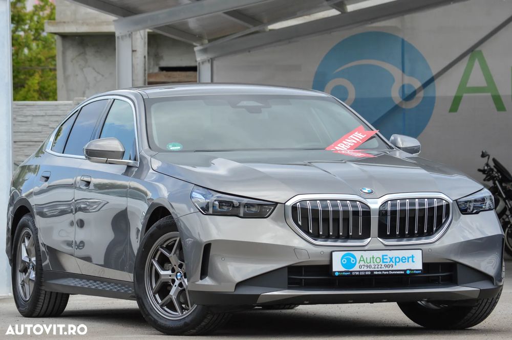 BMW Seria 5 520i AT MHEV - 17