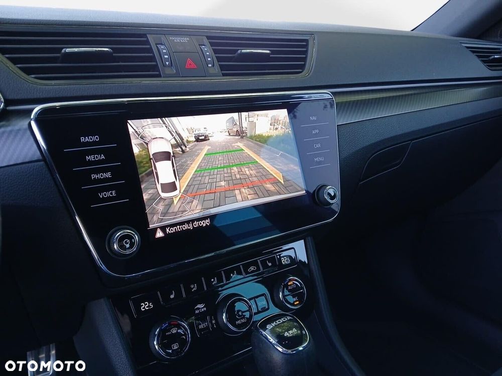 Skoda Superb 2.0 TSI 4x4 Sportline DSG - 27