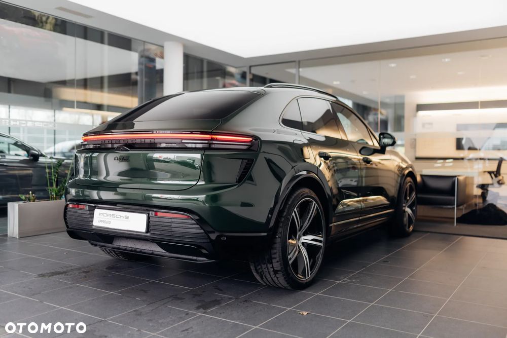 Porsche Macan - 11