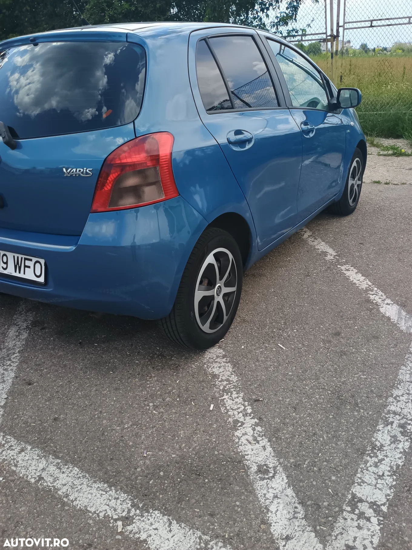 Toyota Yaris - 10