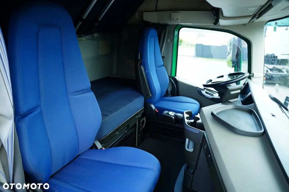 Volvo FH 500 / I-SAVE / HYDRAULIKA / RETARDER / KLIMATYZACJA POSTOJOWA  / I- SHFIT /  2 ZBIORNIKI PALIWA / - 35