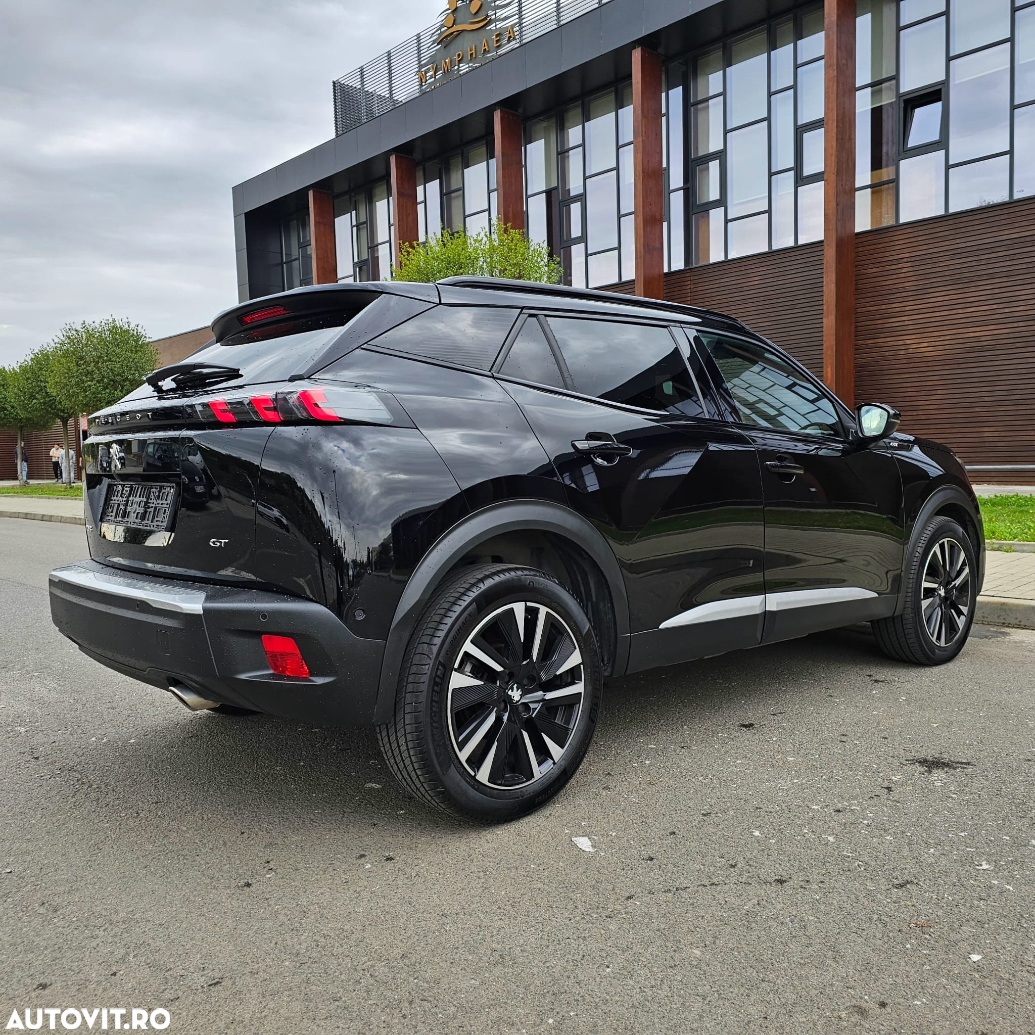 Peugeot 2008 BlueHDi 130 EAT8 GT Pack - 5